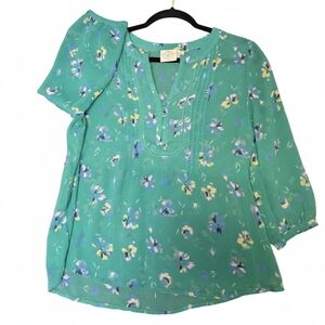 St. John’s Bay Green Floral Semi-Sheer Blouse PM Petite Medium Pintuck Pleated